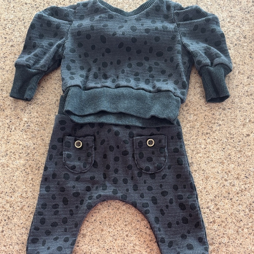 Jessica Simpson Charcoal & Slate Gray Polka Dot Knit Two-Piece